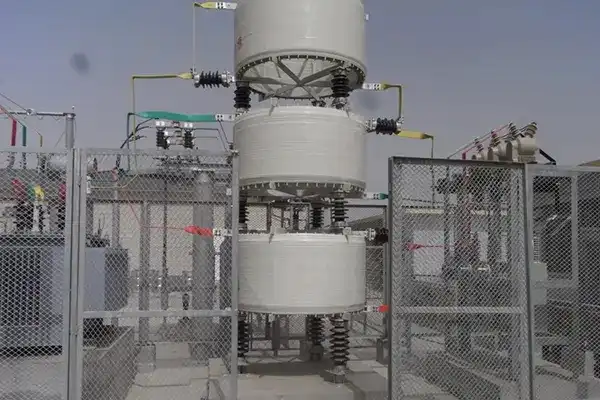 distribution line intelligent capacitor bank